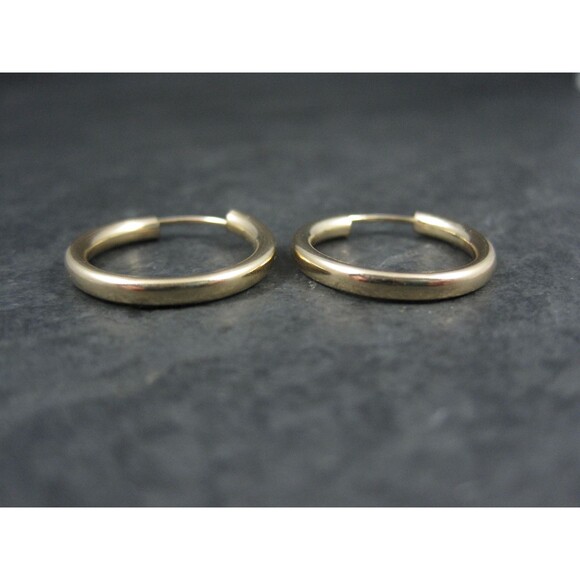 3/4" Gold Hoop Earrings 19mm 14K Gold Filled New Old Stock - Picture 5 of 9